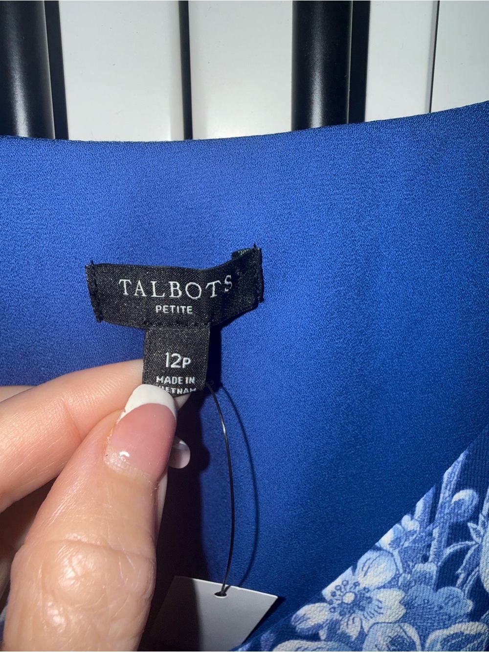 NEW TALBOTS BELTED FIT & FLARE BLUE FLORAL SHORT SLEEVE V NECK MIDI DRESS SZ 12P - Picture 9 of 14
